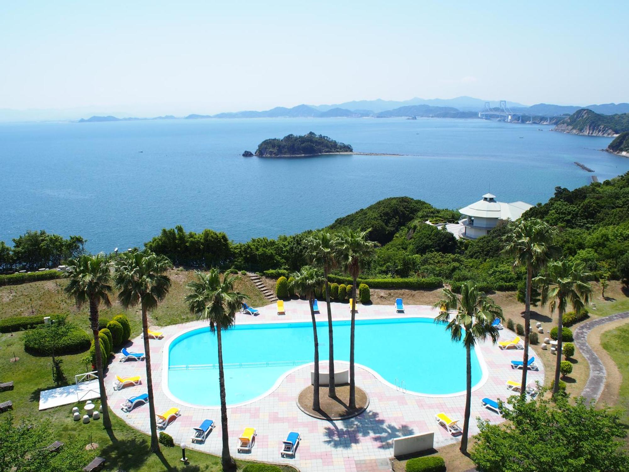 Grand Mercure Awaji Island Resort & Spa Minamiawaji Exterior photo